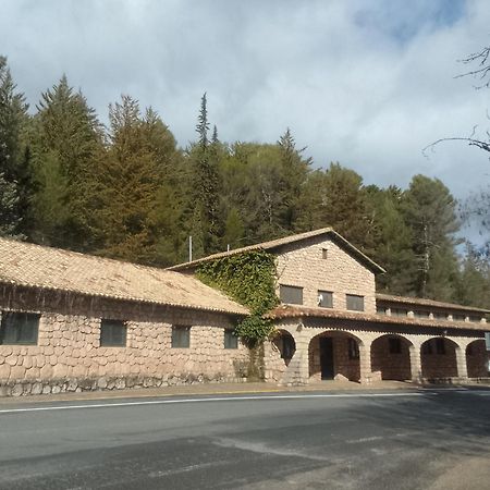 Albergue Ruta Rio Borosa 꼬또 리오스 외부 사진