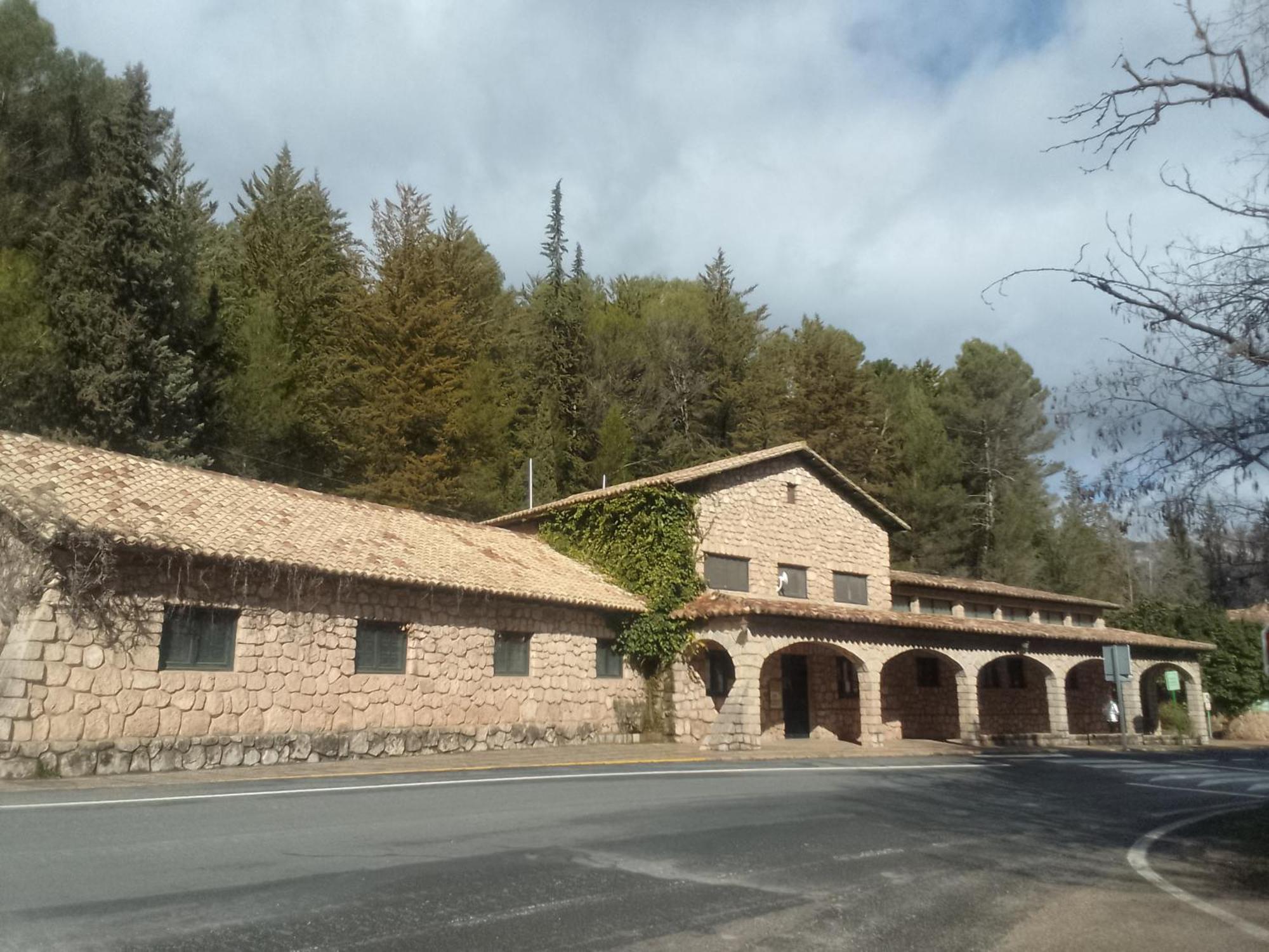 Albergue Ruta Rio Borosa 꼬또 리오스 외부 사진